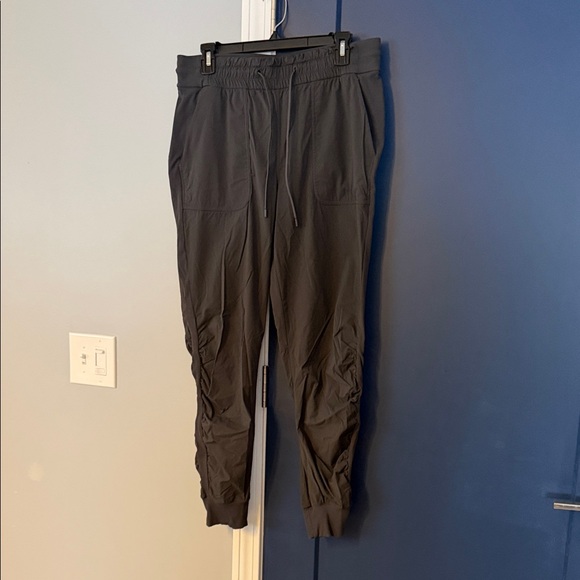 lululemon athletica Pants - Women’s lululemon dark gray dance studio jogger pants euc size 10